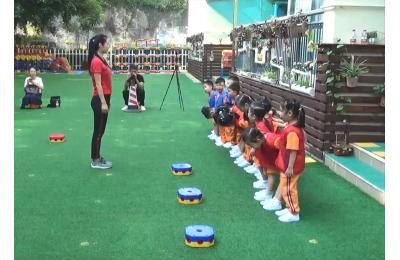 中班体育教学“超级魔法师”